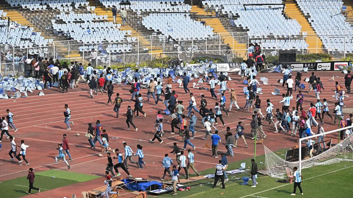 Chaos scenes when Messi visited India
