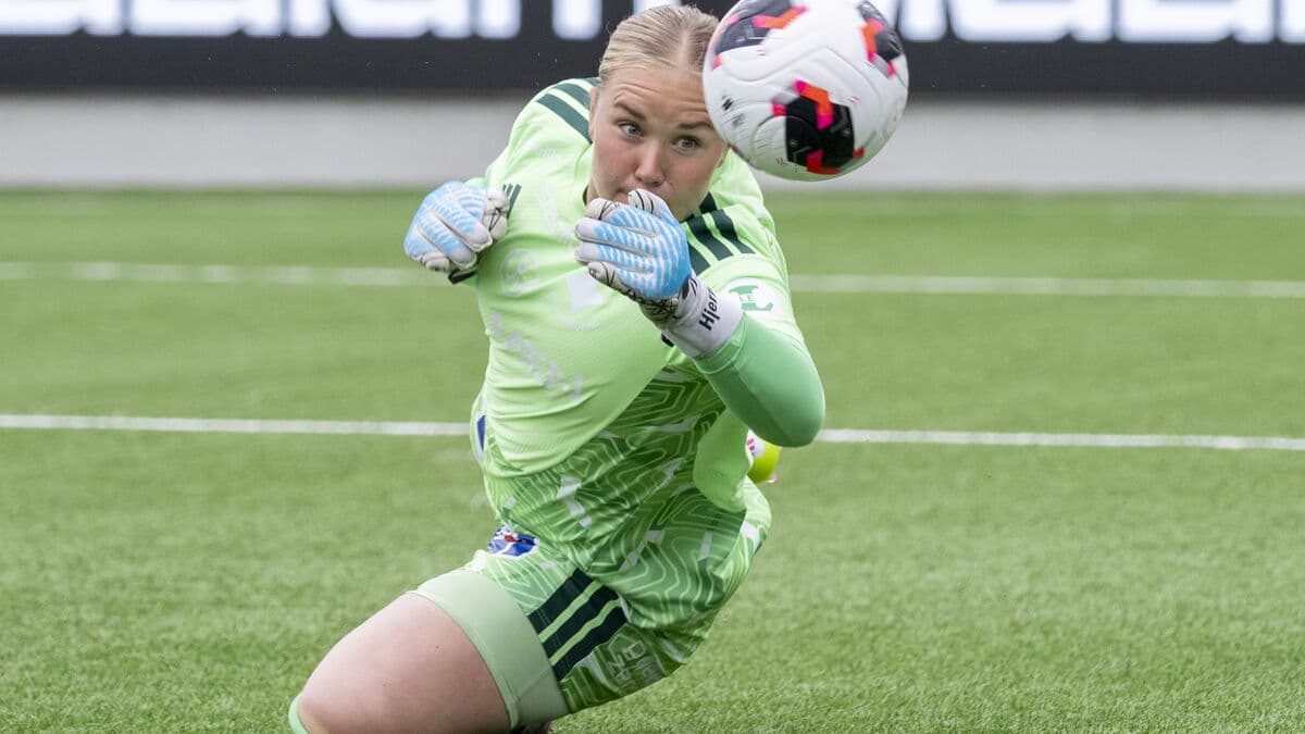 Malva Larsson scores in stoppage time as IFK Norrköping beat Rosengård 2-1 in relegation battle
