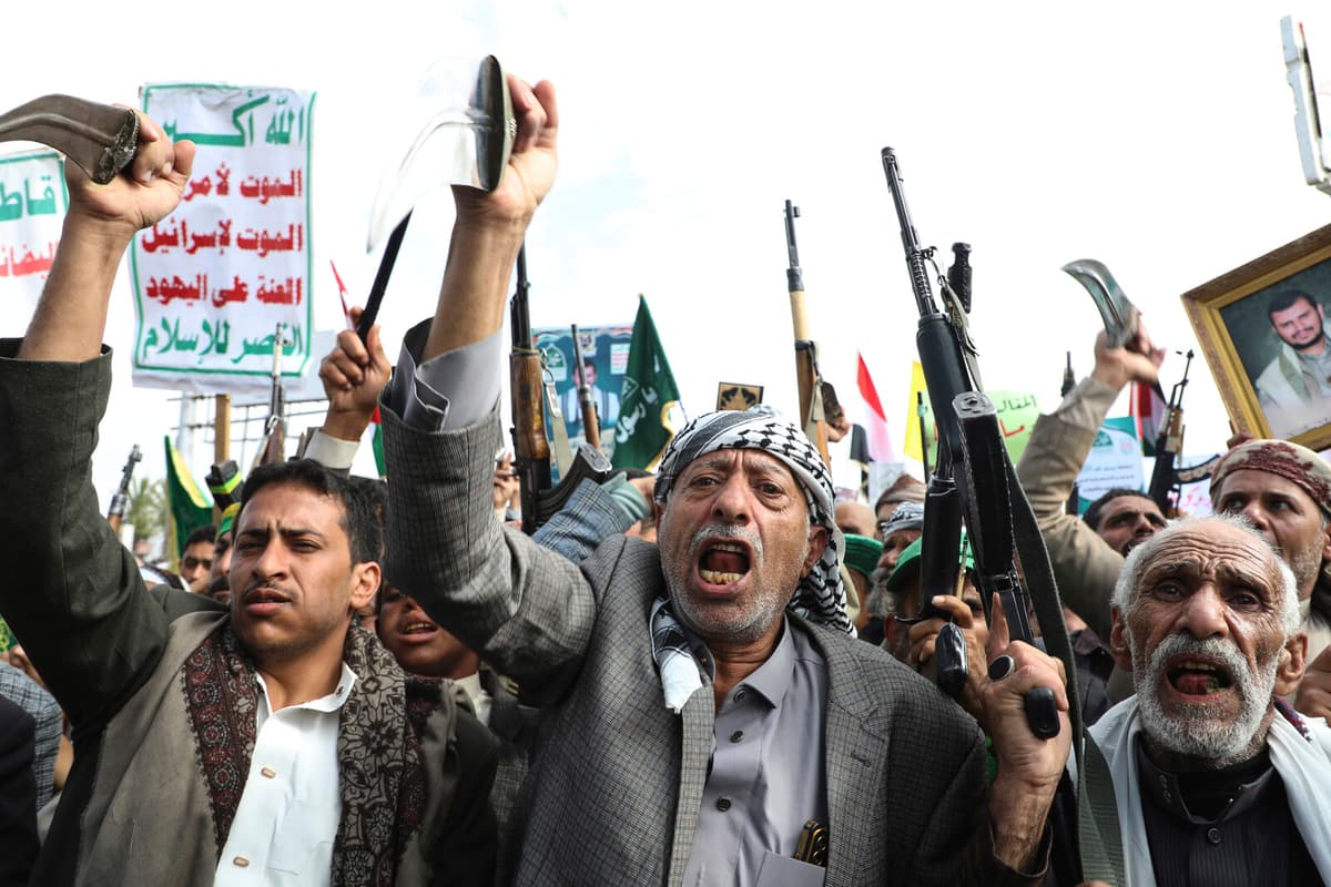 Houthi Prime Minister Killed in Israeli Air Strike in Yemen