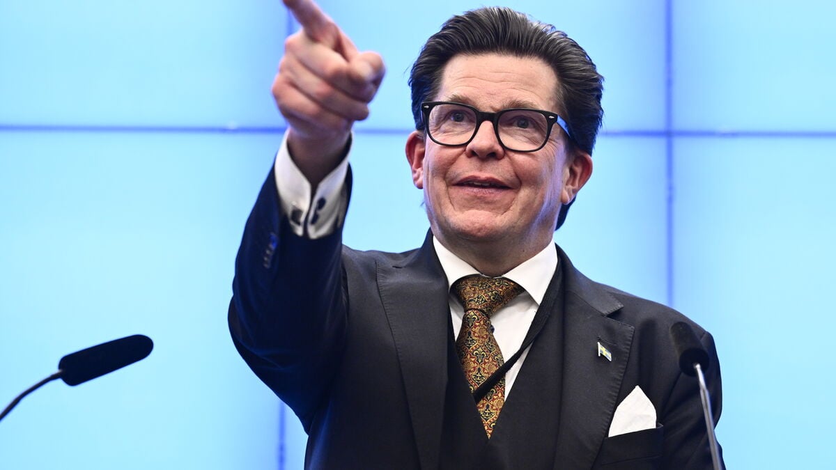 No clear path to a new government as party leaders reject key roles