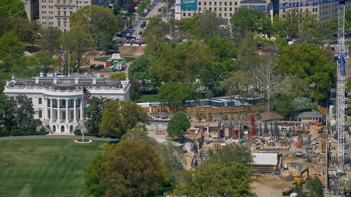 Trump's prestige building can continue underground