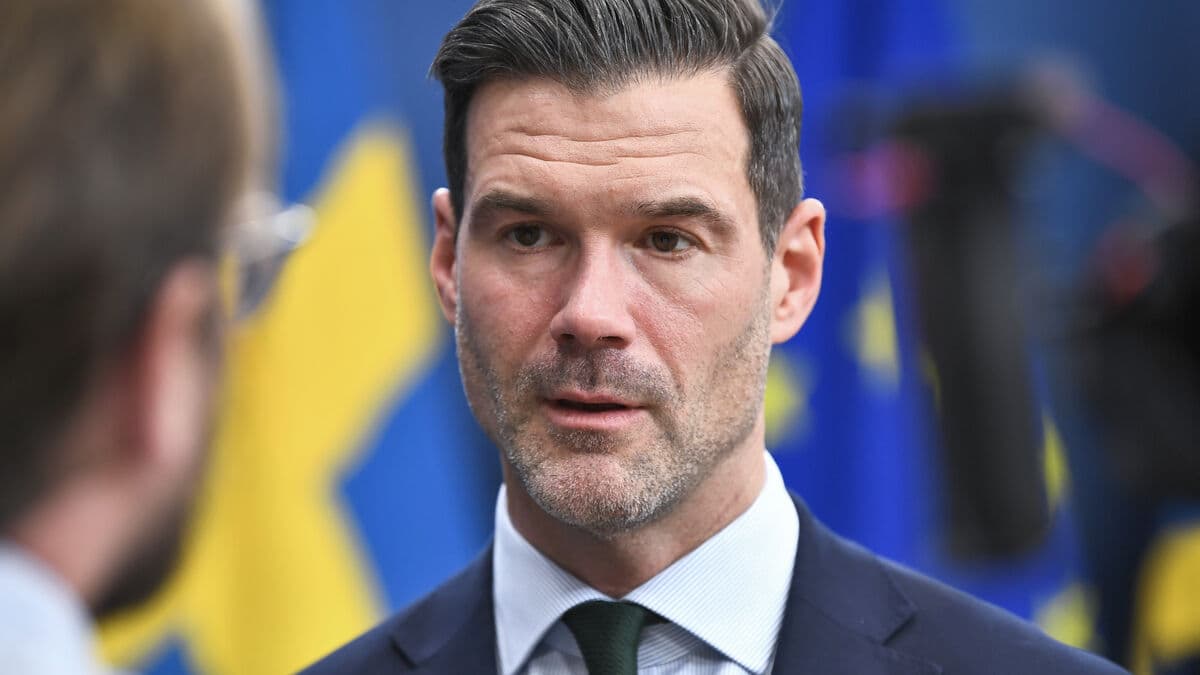 Forssell wants to review legally binding teenage deportations