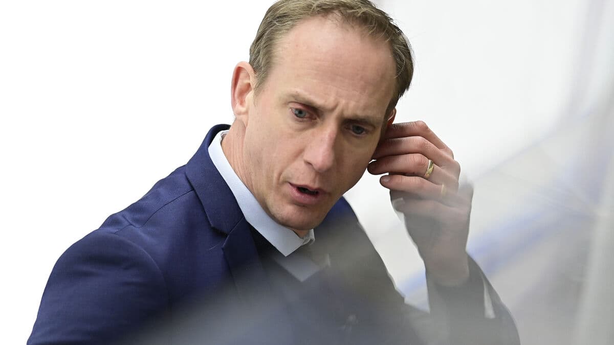 Linköping coach Mikael Håkanson to leave, Anders Ante Karlsson takes over