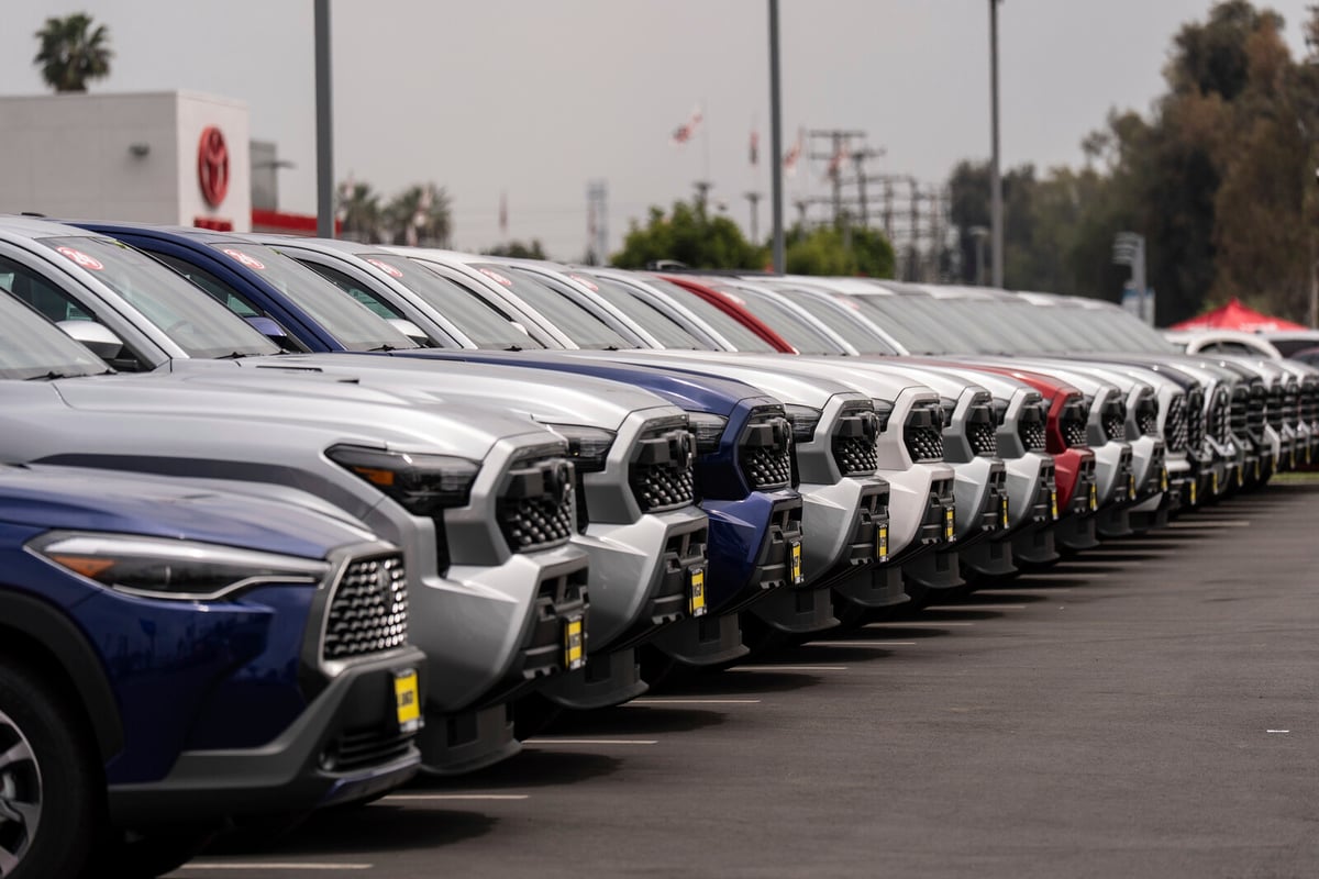 Tokyo Car Stocks Rise After US-Japan Tariff Agreement