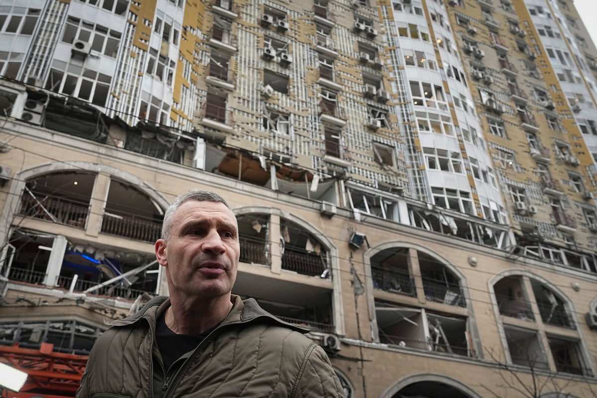 Kyiv Mayor Suggests Ukraine May Cede Territory for Peace