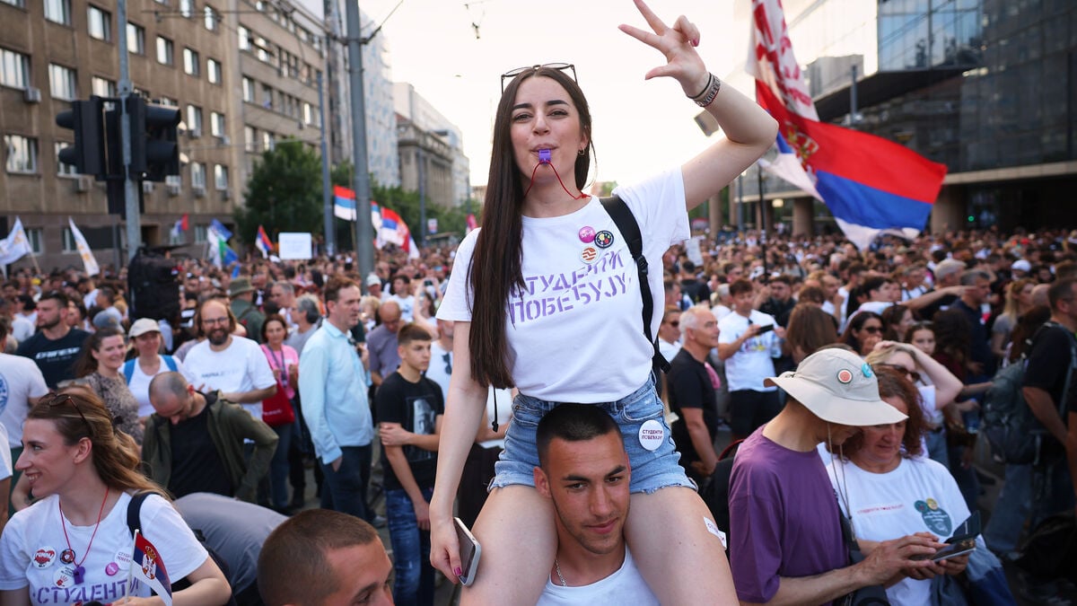 Serbia’s Student Movement Takes on Vucic With a New Model for Challenging Entrenched Leaders