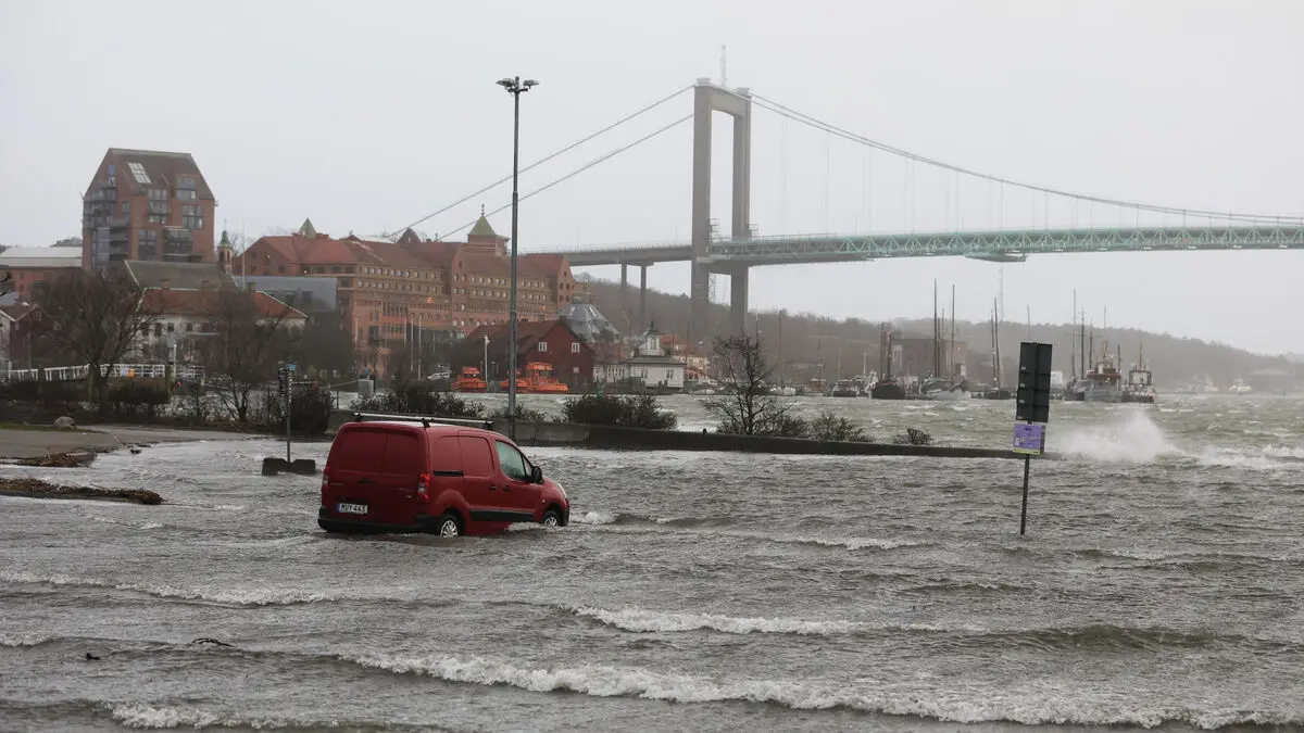 Storm Dave hits Sweden with