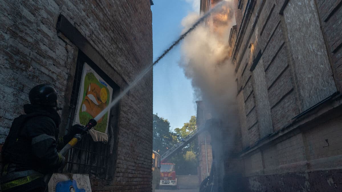 Six dead in Russian attacks on Zaporizhia and Kharkiv in Ukraine