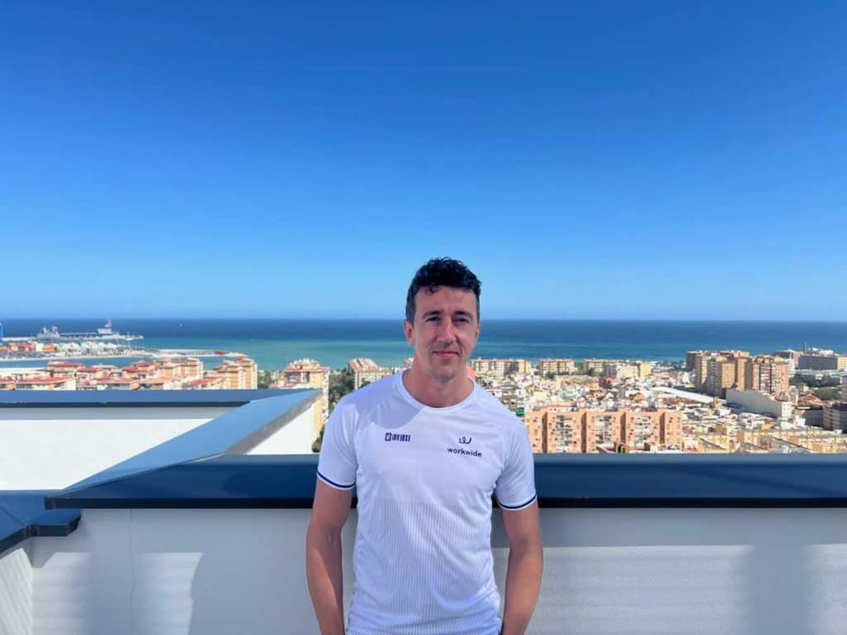 Swede Filip Nilsson Describes Eerie Atmosphere During Malaga Power Outage