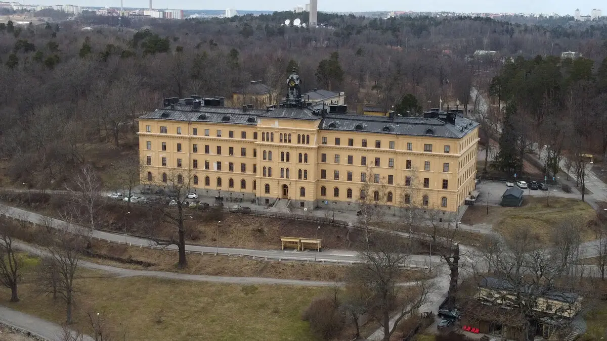 Campus Manilla takes action after neo-Nazi vote in school election