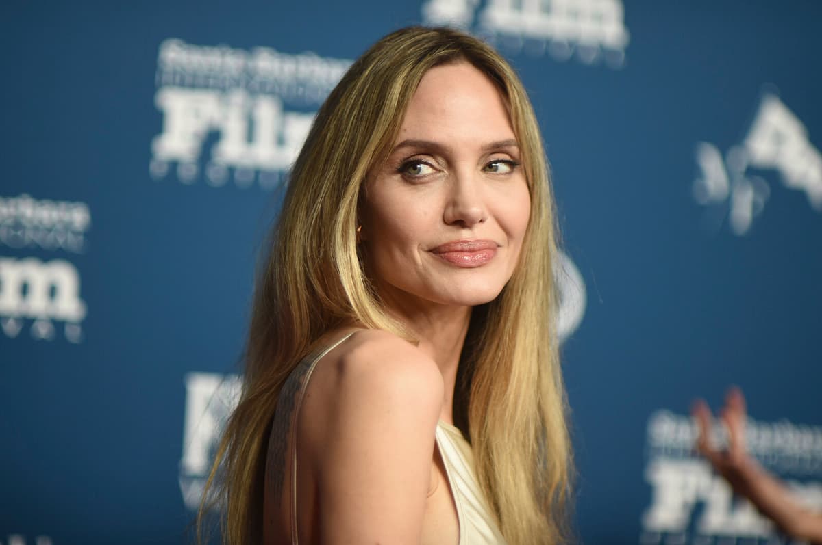Angelina Jolie Stars in Film Adaptation of Fredrik Backman's Anxious People