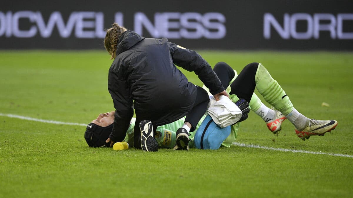 Ban on fake goalkeeper injuries to be tested tonight
