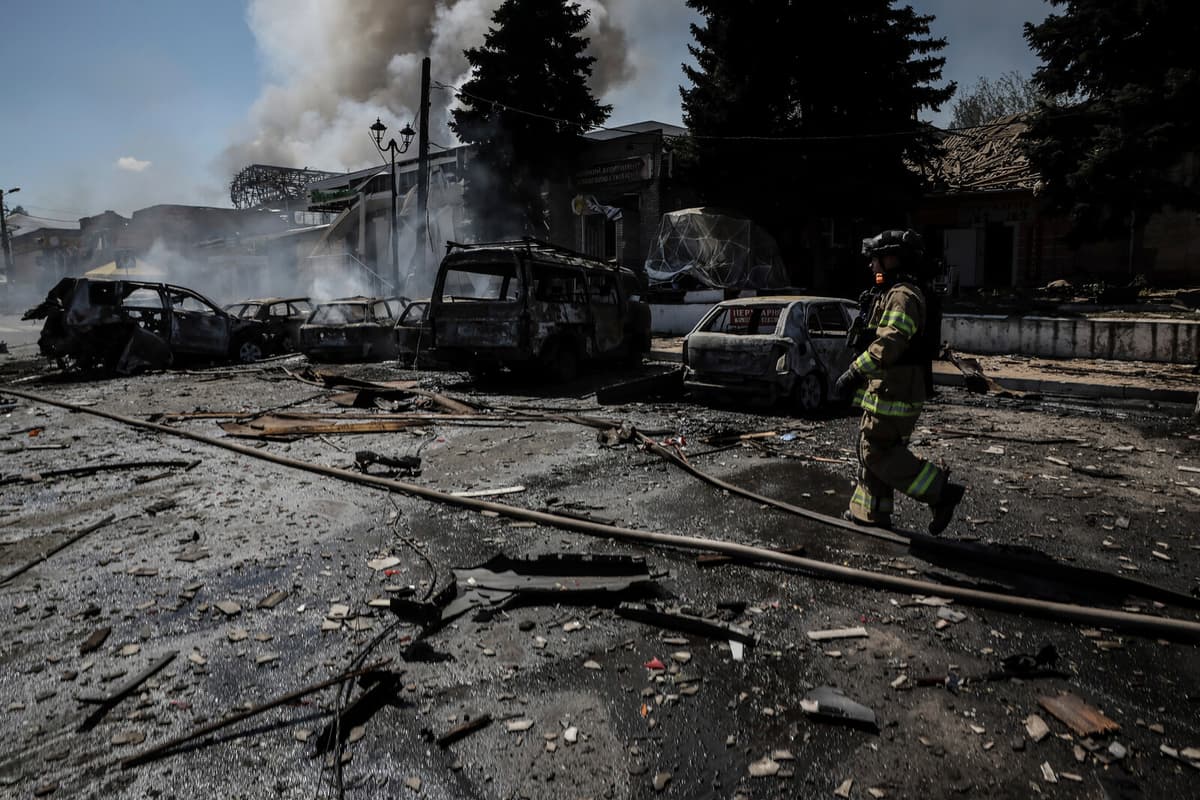 Ukraine Evacuates 19 Villages Near Donetsk Front Line