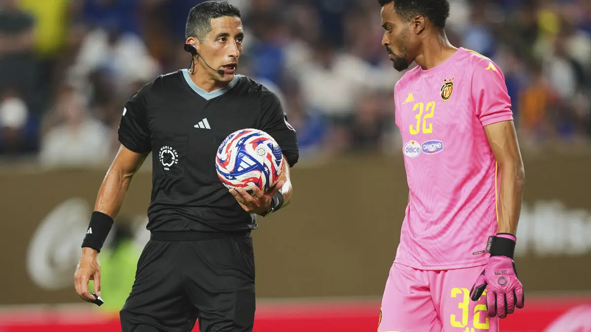 Argentine referee to officiate Sweden's World Cup debut against Tunisia