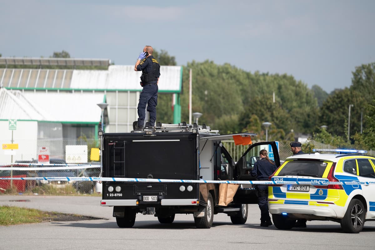 Örebro Mosque Shooting: Four Detained as Evidence Mounts