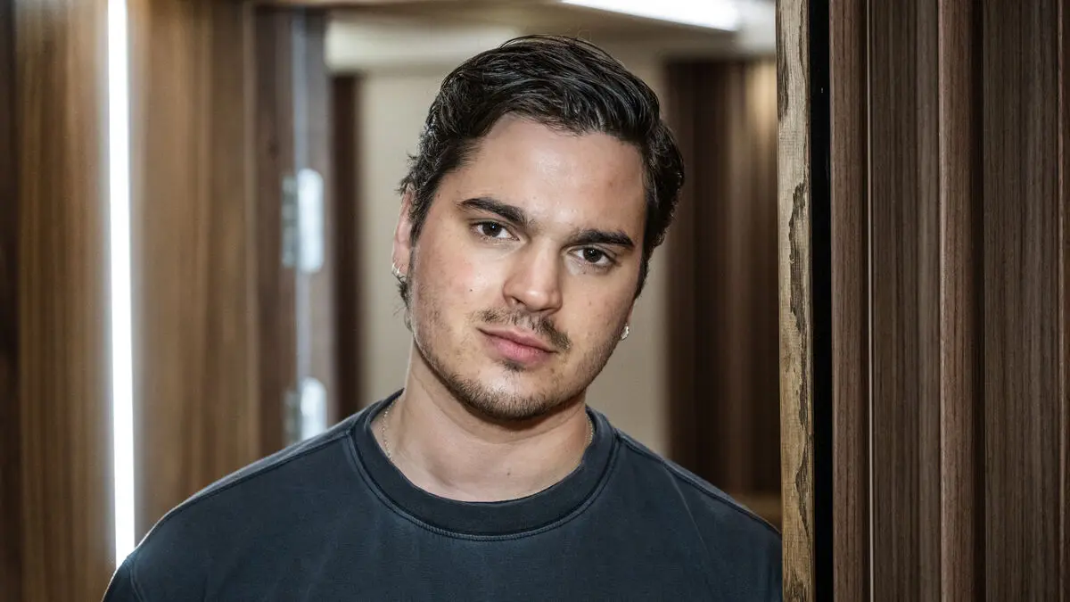 Oscar Zia releases his own Olympic song