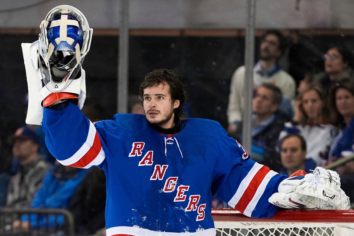 Goalkeeper's monster contract – highest paid so far