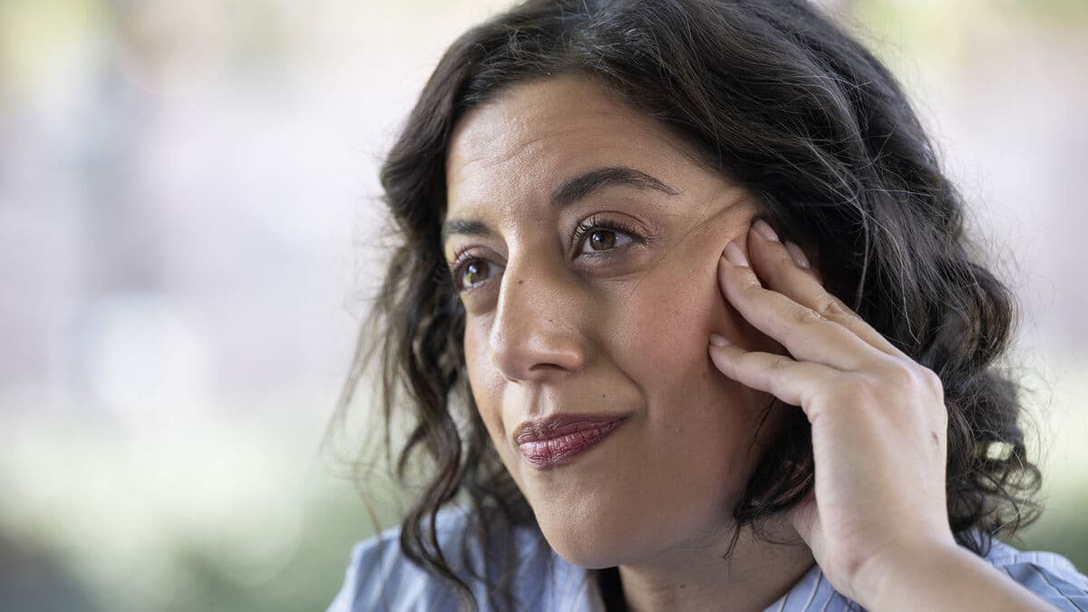 Liberals rise to 5.8 percent in Novus poll, above four percent threshold for first time this term