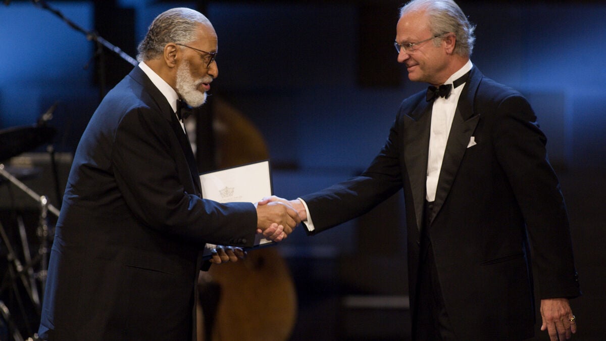 Jazz icon Sonny Rollins dies at 95
