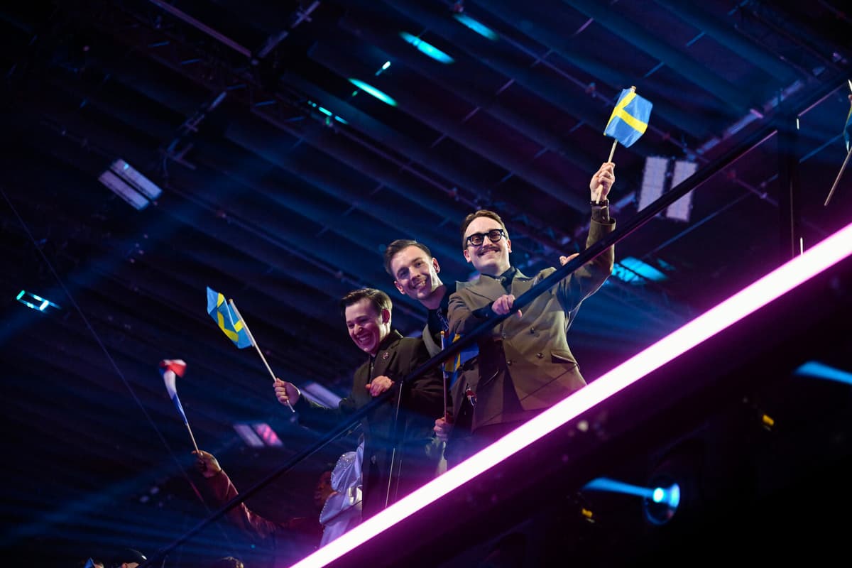 KAJ Reaches Eurovision Final with "Bara bada bastu" Performance
