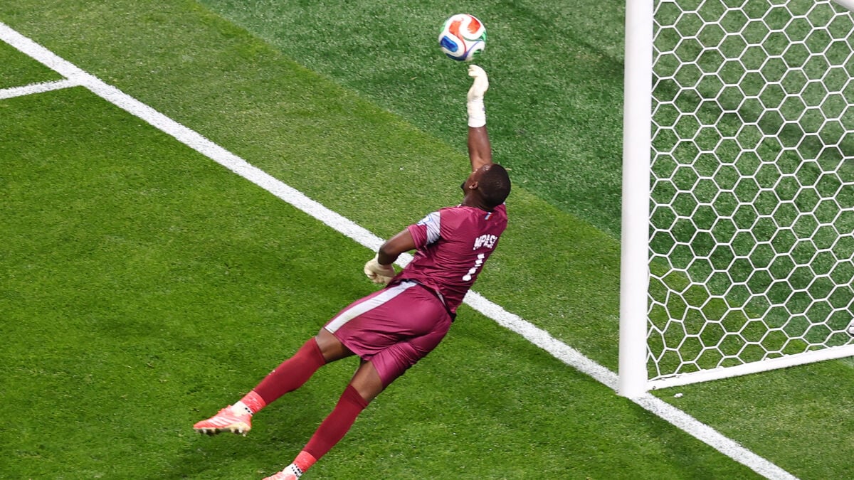 FIFA Knew Congo-Kinshasa Goalkeeper Lionel Mpasi Was Ineligible Before World Cup Qualifier, Report Says