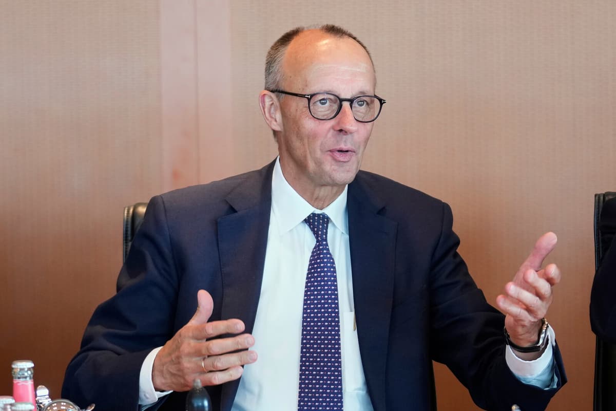 Merz Calls Meeting on Ukraine with Global Leaders