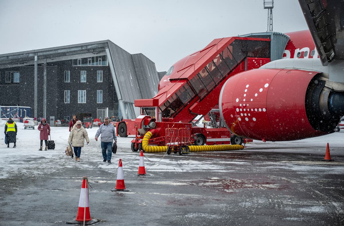 Greenland Airport Closure Causes Major Delays in Nuuk