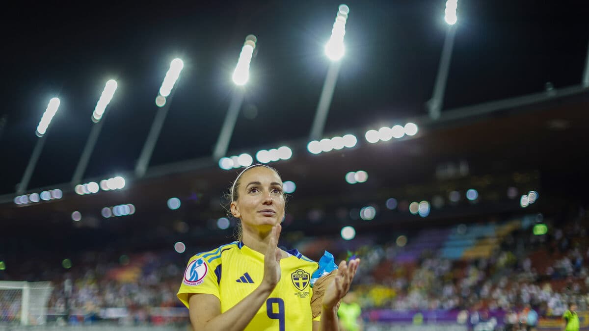 Kosovare Asllani Joins Nations League Squad Amid Future Uncertainty
