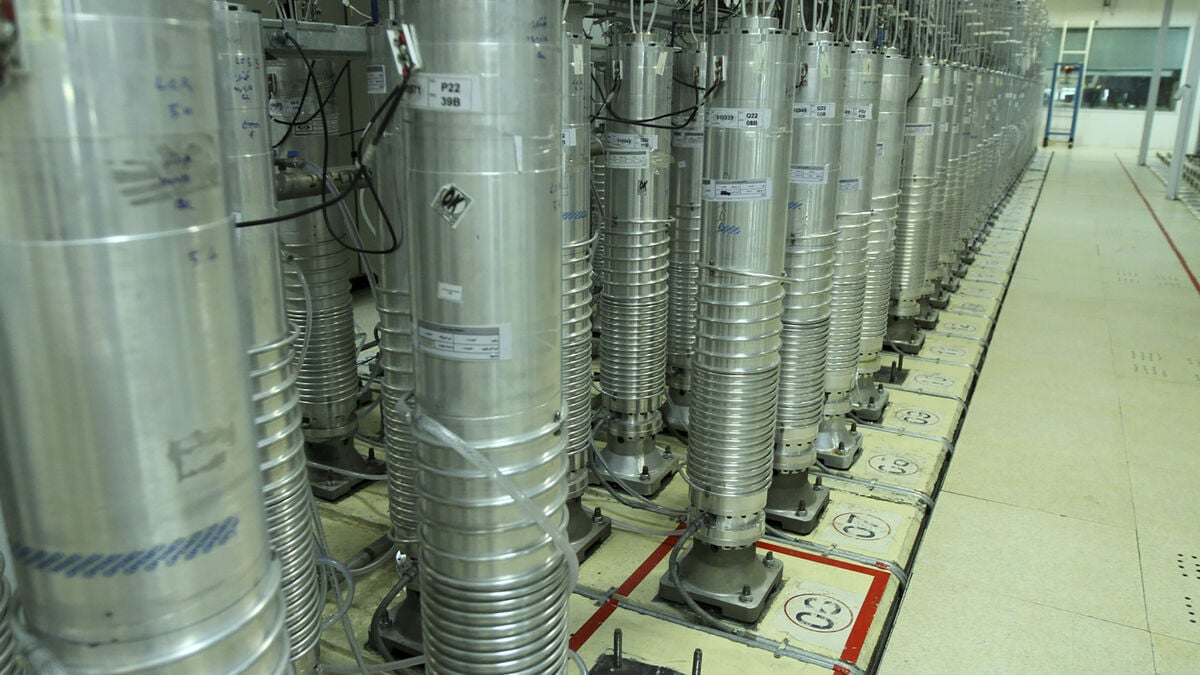 Sources: Trump considering raid to seize uranium in Iran