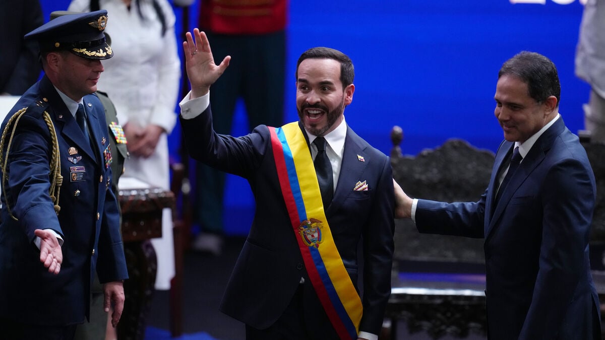 Trump-loyal Abelardo de la Espriella takes office in Colombia as US pledges $1 billion in aid