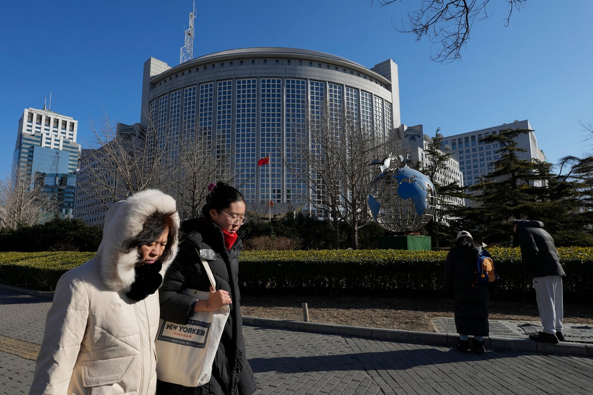 China Confirms No Recent Trade Talks with USA
