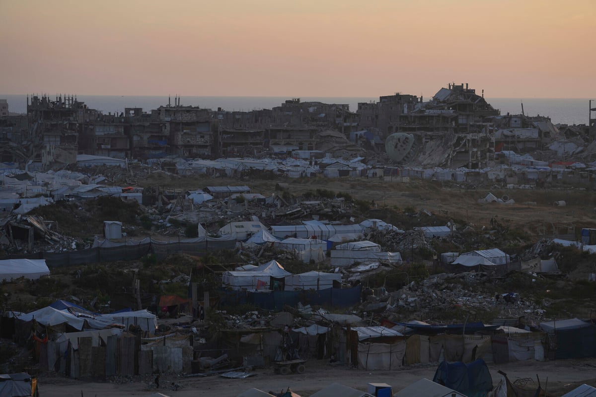 Israeli Attacks in Gaza Leave at Least 54 Dead, Officials Report