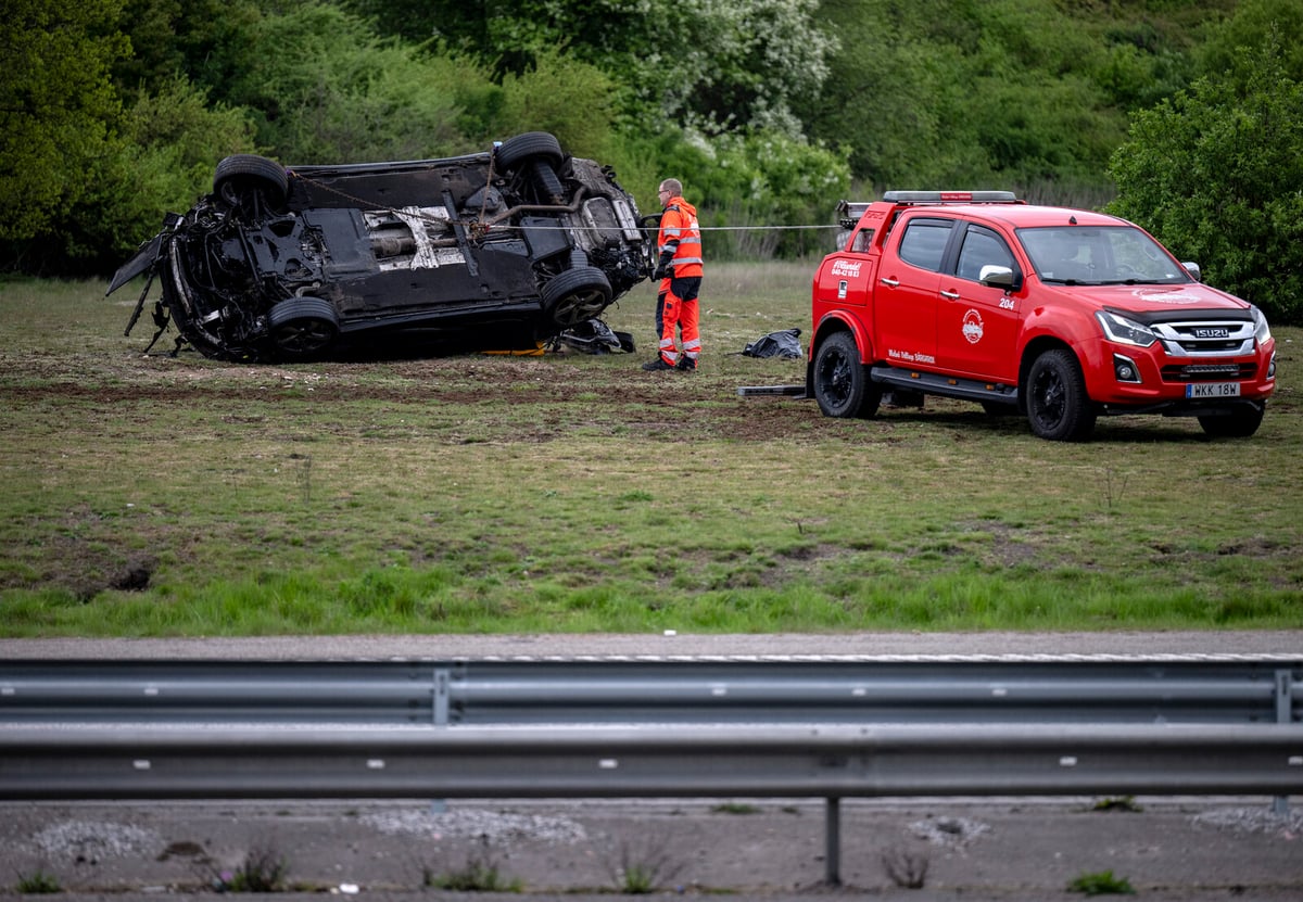 Car Accident in Malmö: Four Hospitalized After Rollover
