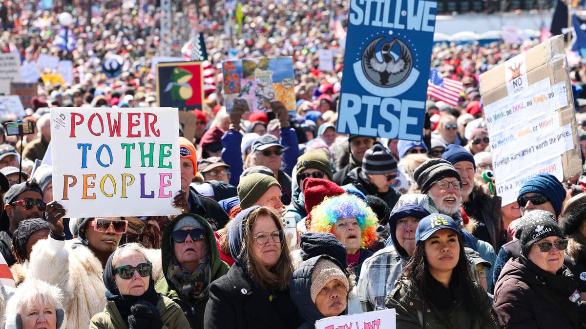 Millions in Trump protest: The Constitution is threatened