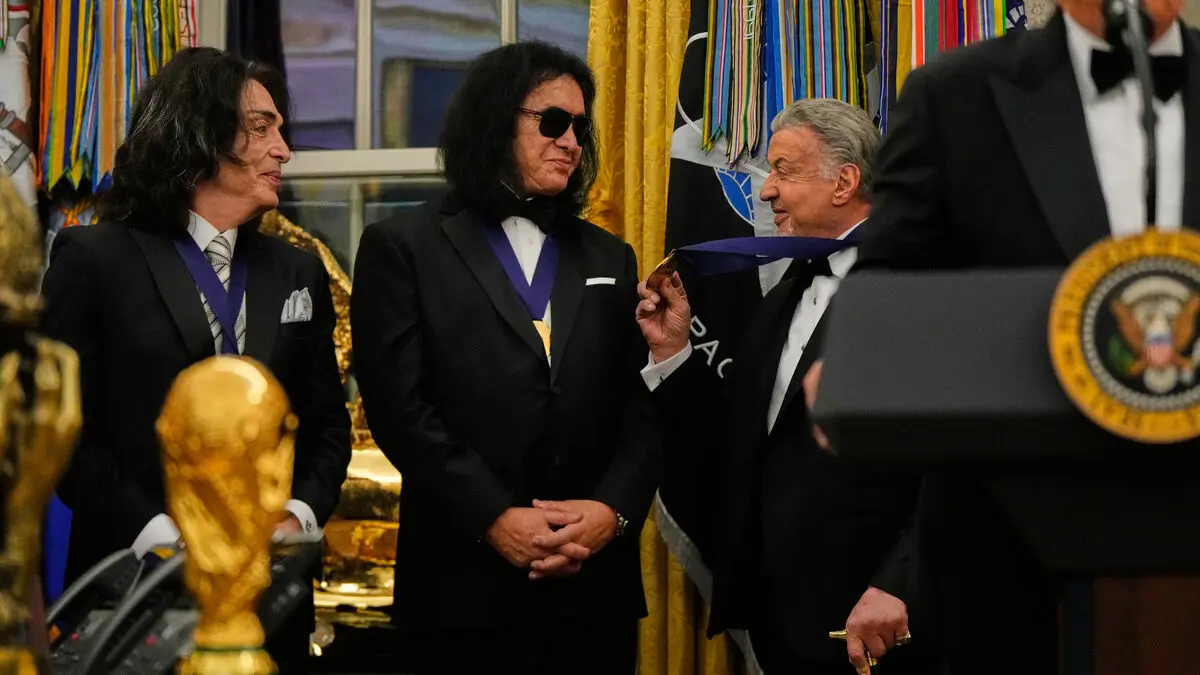 Stallone and Kiss received medals from Trump