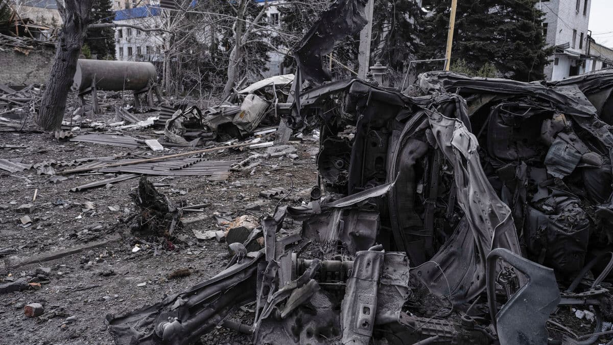 Military commander: Fighting continues in Pokrovsk