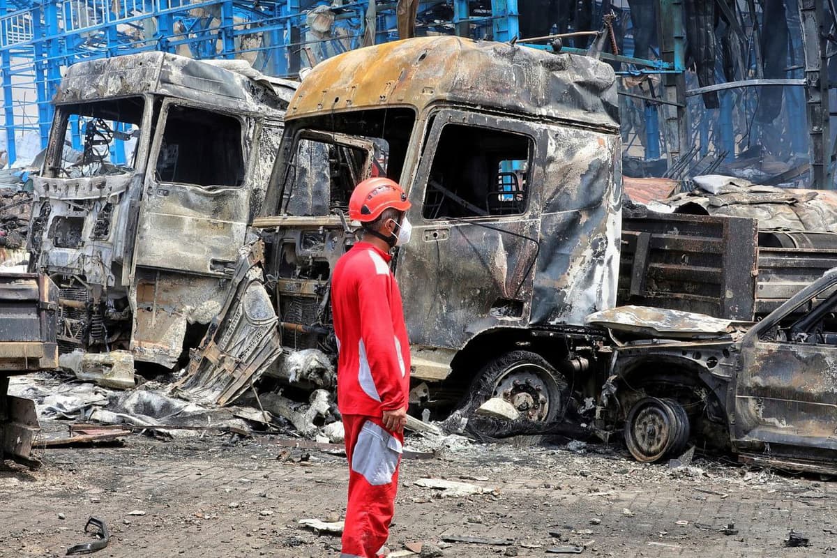 Fire in Iranian Port City Bandar Abbas Contained After Explosion