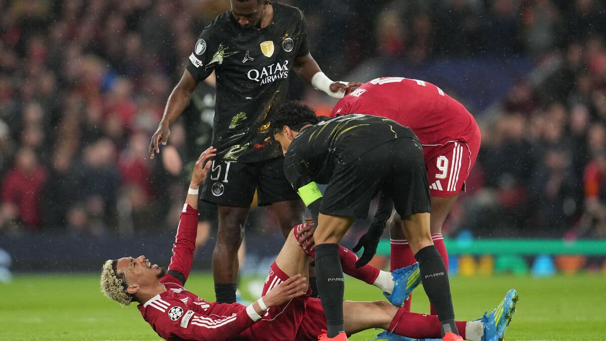 Hugo Ekitiké will miss the World Cup after Achilles tendon injury