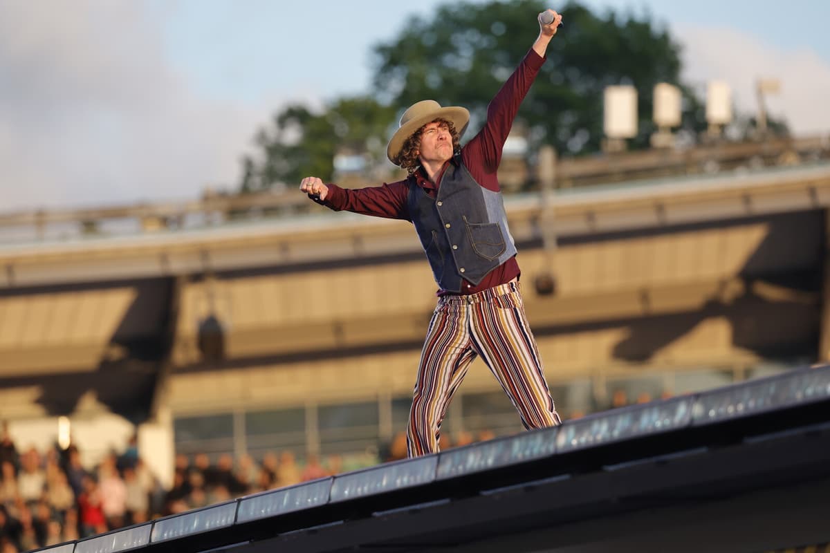 Håkan Hellström Sets New Attendance Record at Ullevi Concert