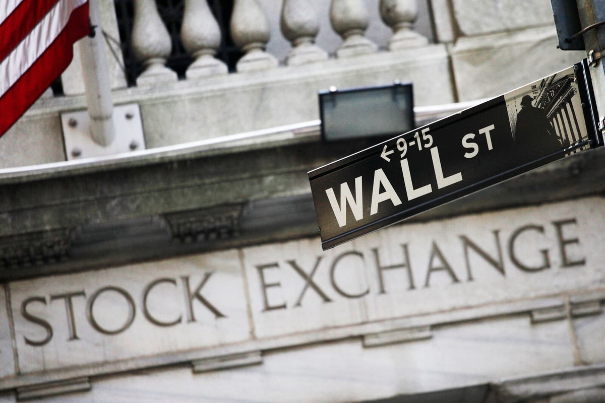 Department store giant sinks on Wall Street