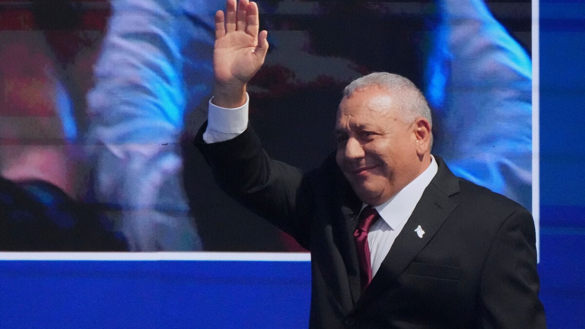 Exit Polls Show Israel’s Blocs Tied as Eisenkot Vows to Try to Form Government