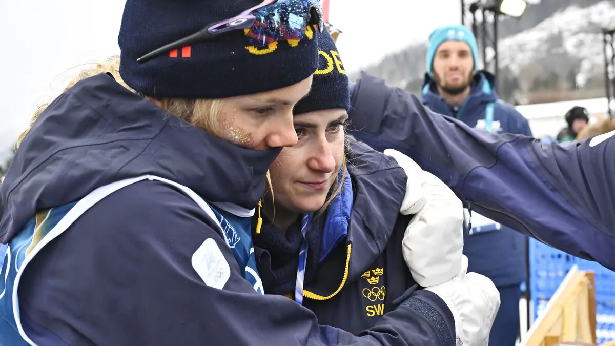 Support for Andersson after Olympic relay crash, teammates say we are in this together