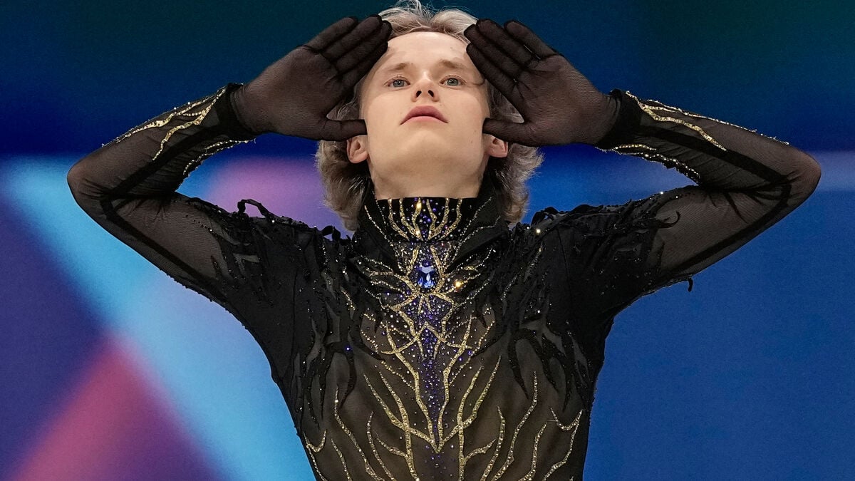 Ilia Malinin, the Quadruple God, fell in the final and missed a medal