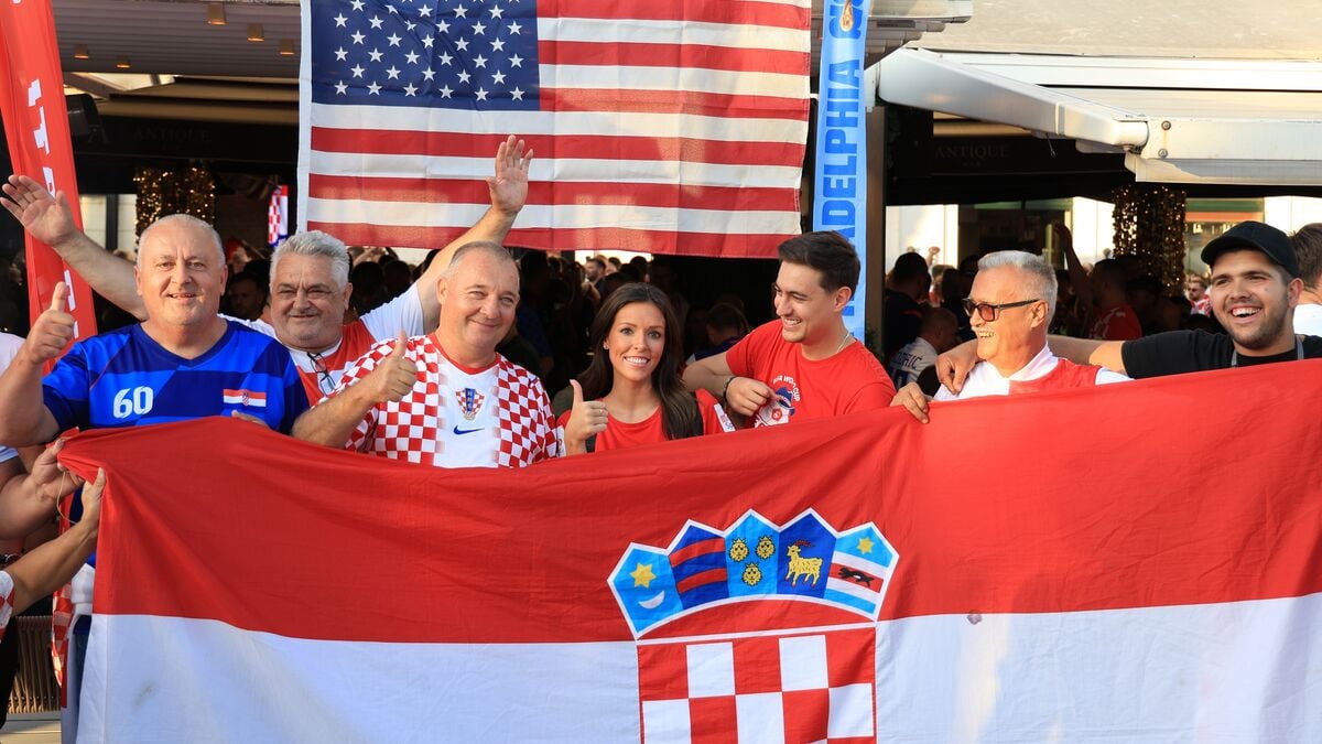 Viral Wedding Photos With Croatian World Cup Fans Lead to Honeymoon Invitation in Croatia