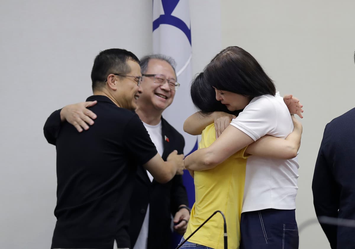 Taiwan Voters Reject Removal of Kuomingtang Parliament Members