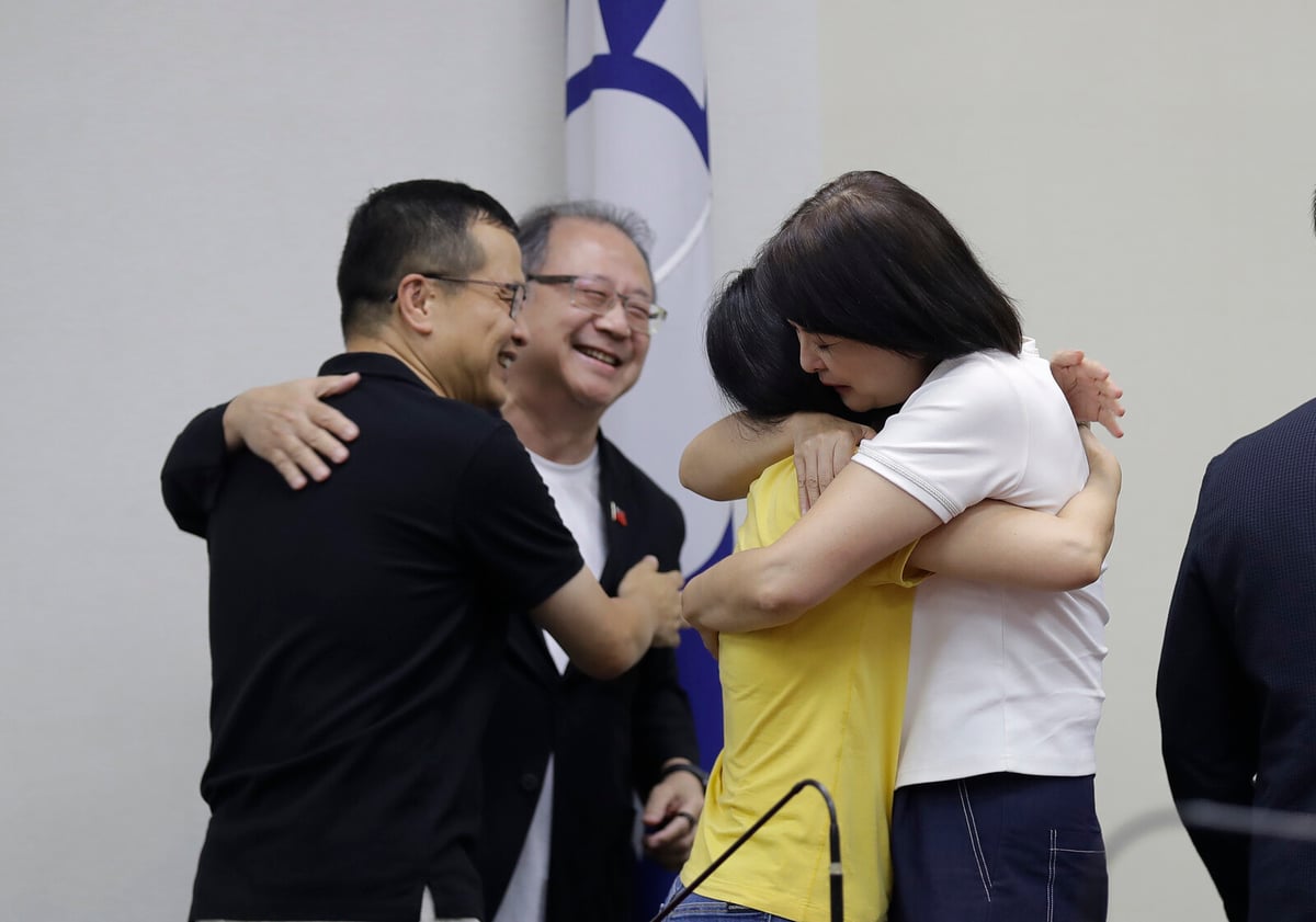 Taiwan Voters Reject Removal of Kuomingtang Parliament Members