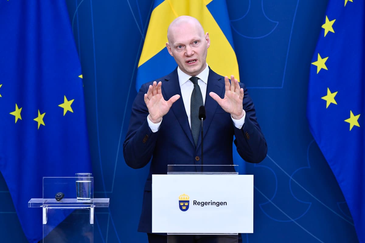 Swedish Finance Minister Warns of Potential Stock Market Challenges