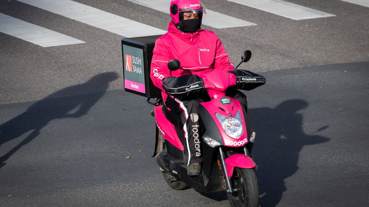 Bid for Foodora's owner - Delivery Hero stock surges after Uber bid