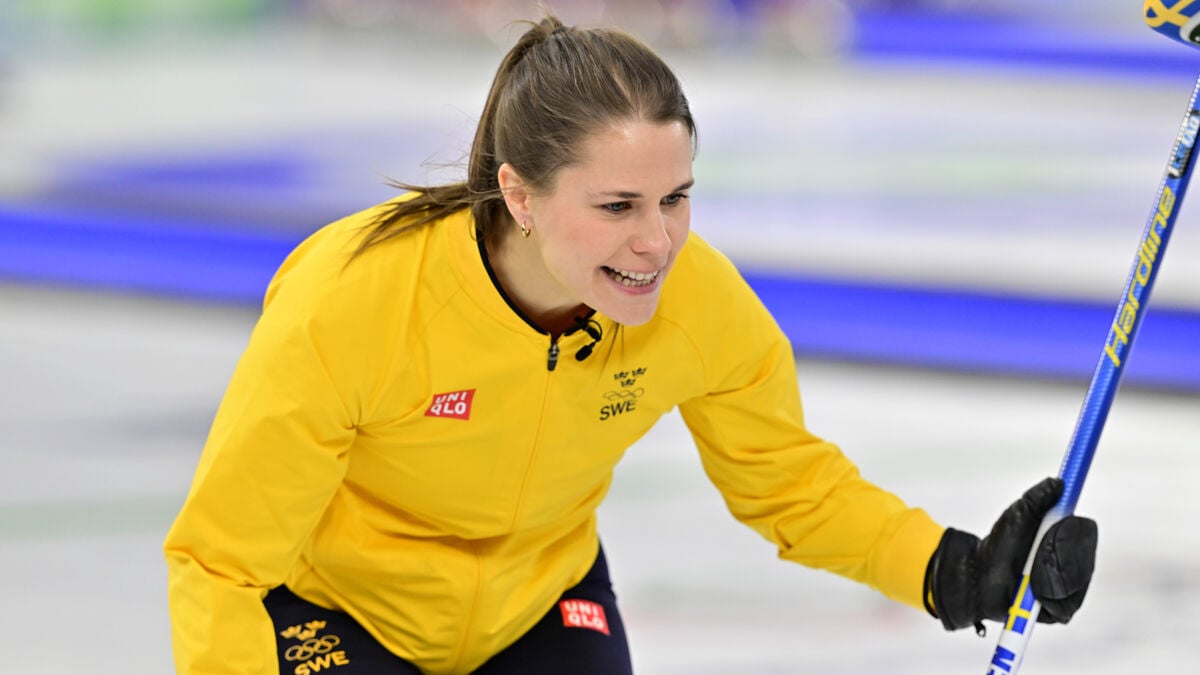 Swedish women's curling team continues winning streak