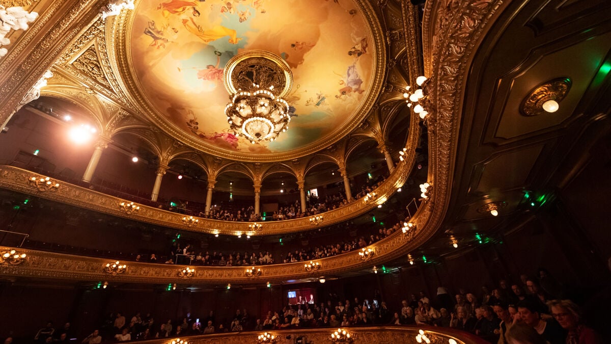 The Royal Swedish Opera is cancelling performances - the roof needs to be checked